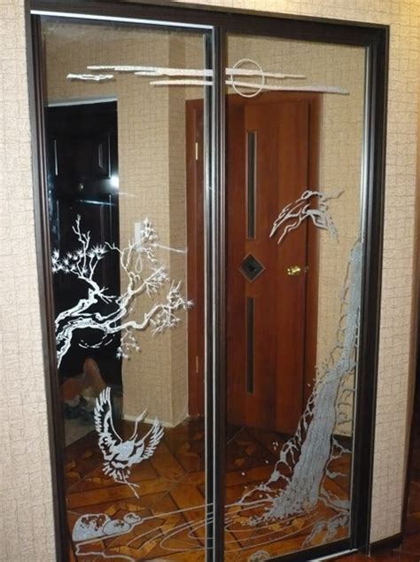 Зеркальные межкомнатные двери