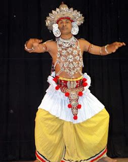 Sri Lanka: Sri Lanka Traditional Dance