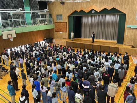 目黒区立五本木小学校 | 学校日記 | 1月8日 全校朝会