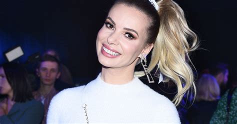 Izabela Janachowska Na Wakacjach Pokaza A Zdj Cie W Bikini Co Za Forma Plejada Pl