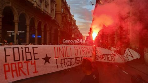 Ventennale G8 La Marcia Zapatista Invade Le Strade Di Genova