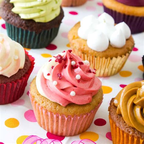 How To Fill Cupcakes Spatula Desserts