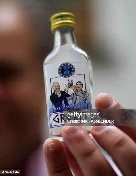 114 Vodka In Blue Bottle Stock Photos, High-Res Pictures, and Images ...