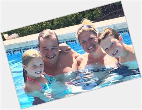 10 Hot Sexy Lyndsey Pfaff Bikini Pics