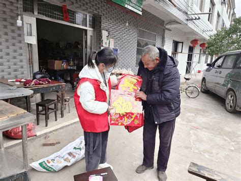 网络中国节·春节 志愿服务“不打烊” 文明实践暖新春新滩乡慰问铅山县