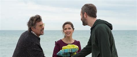 Juliet Naked Movie Review Film Summary Roger Ebert