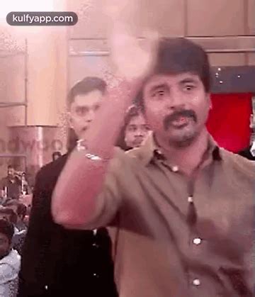 Waving Waving Sivakarthikeyan Stardom Discover Share Gifs