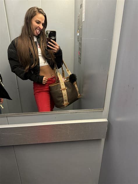 Amirah Adara Channel Page XVIDEOS