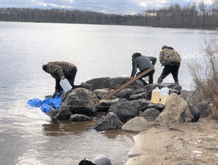 Over 200 evacuated from Neskantaga First Nation as chief calls for permanent fix to end water ...