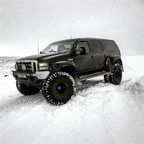 Discover Iceland Jeep Tours Icelandtourtravel Medium