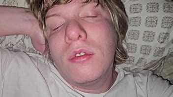 A Dylan Kyler Le Chupan La Polla XVIDEOS