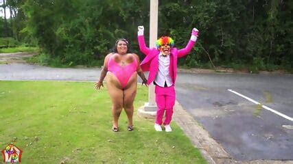 Bbw Fucks Clown For Free In Atlanta