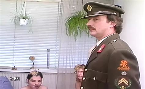 Vídeos porno Gay de Uniforme xHamster