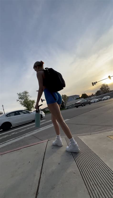 Cute College Blonde Not Oc Short Shorts Volleyball Forum