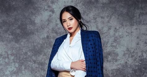 Cuma Dipakai Tidur Harga Lingerie Seksi Nagita Slavina Ini Bikin Syok