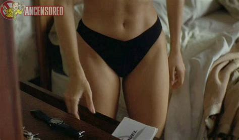 Naked Salma Hayek In Chain Of Fools