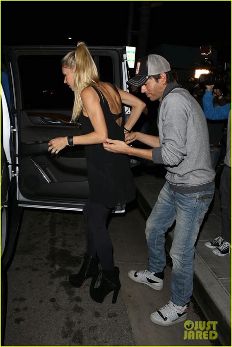 Enrique Iglesias And Anna Kournikova Make A Rare Appearance Photo 3432472 Anna Kournikova