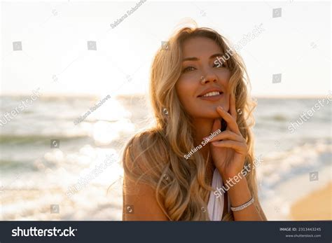 226 Thousand Hot Blonde Royalty Free Images Stock Photos Pictures Shutterstock