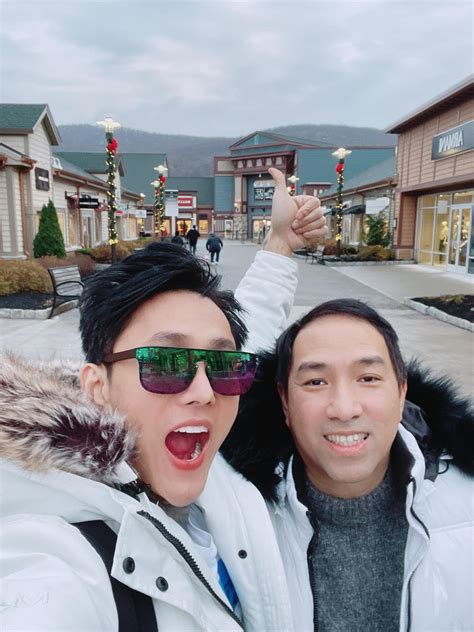 Hot Boy X M Tr G Y H N V I Giang H Qu N B Showbiz Qua M L M Nail T U Nh T