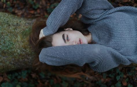 Обои girl photo photographer blue eyes model bokeh lips brunette на телефон и рабочий