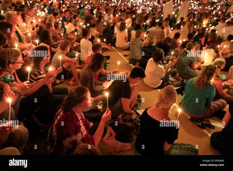 Communaute de taize Banque de photographies et dimages à haute