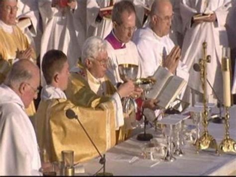 El Papa Oficia Una Misa Multitudinaria En Glasgow V Deo Dailymotion