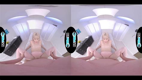 Wetvr Skinny Babe Loves Virtual Reality Fucking Xnxx