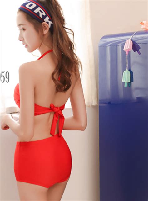 Bikini hai mảnh sexy hết nấc hứa hẹn sẽ gây sốt các bãi biển 2018