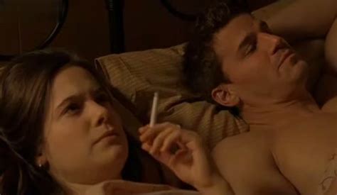 Amanda Walsh Nude Pics Page 2