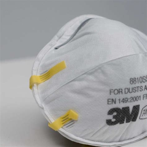 3M Disposable Respirator Mask 8810