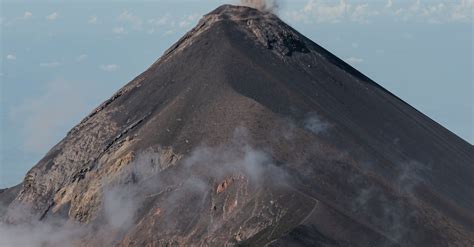 View of the Smoking Volcano · Free Stock Photo