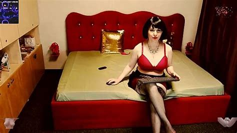 Rosse48 Naked Stripping On Cam For Live Sex Video Chat InTheCrack