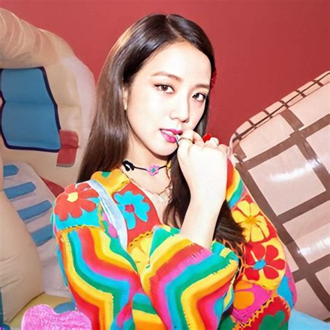 BXH idol hot nhất hiện nay BTS BLACKPINK đối đầu gay cấn nhưng bất ngờ hơn cả idol chen