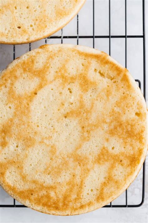 Strawberry Semi Naked Cake Stephanie S Sweet Treats