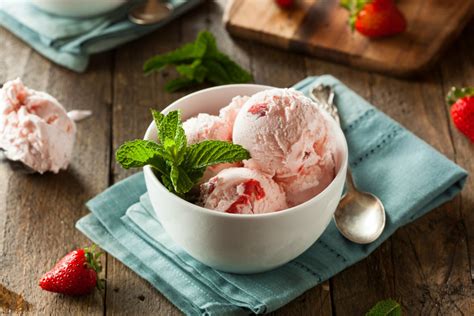 Receta De Helado Vegano De Fresa Sin Azucar A Adido