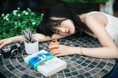 Hot Girl C N Th T M H N P L Th Quy T Nh Gi Tr C A M Nh B O D N Tr