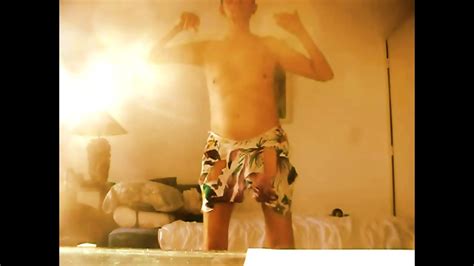 Stripping Naked And Wanking