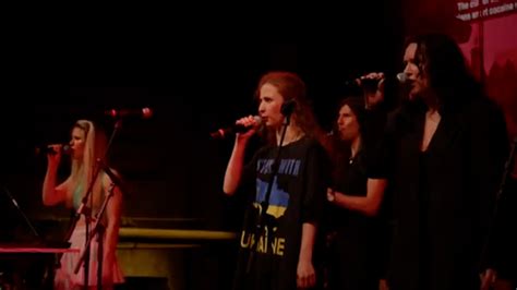 Las Pussy Riot lanzan un provocador vídeo musical contra la guerra de Ucrania y contra Putin