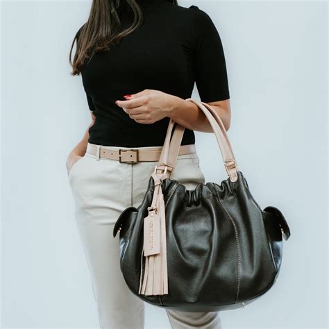 Bolsa Saco de Couro Legítimo Grande Café Nude