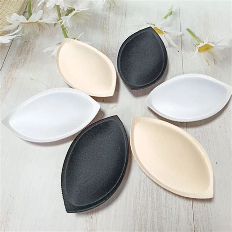 Pair Intimate Accessories Triangle Sponge Bras Pad Removable Chest Insert Breast Cups Bikini