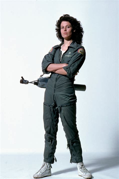 XENOMORPH — Ellen Ripley alias Sigourney Weaver (Alien, 1979)