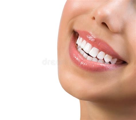 Dente Saudável E Perfeito Sorriso De Uma Jovem Branqueamento De Dentes