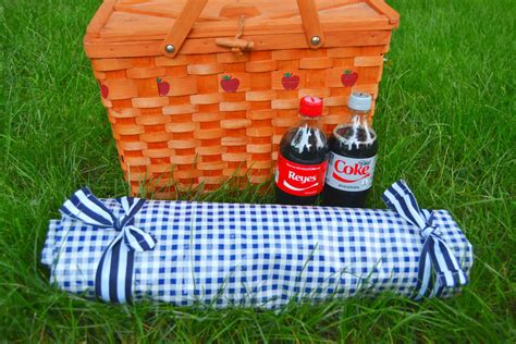 Waterproof Picnic Blanket Tutorial Mary Martha Mama