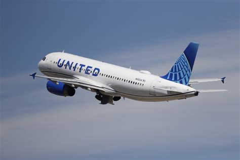 United Airlines anuncia la reanudación de su segundo vuelo diario entre