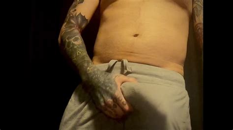 每次我都穿灰色运动裤 Pornhub Gay