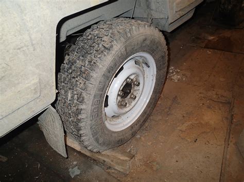 Барыгопост: Диски от Москвича R-13 с Белшиной БИ-508 175/70 — ЛуАЗ 969 ...