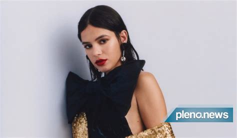 Bruna Marquezine Aparece Em Ensaio De Grife Italiana Entretenimento