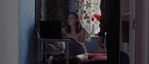 Nude Video Celebs Alisa Kretova Nude Comfort Woman