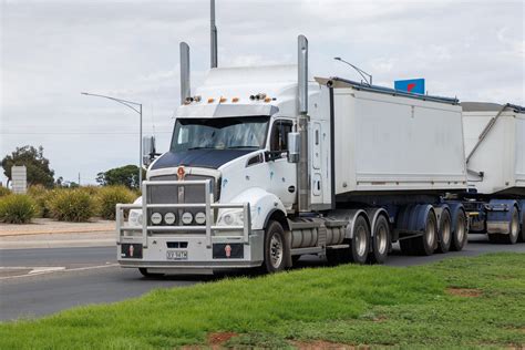 Kenworth T Moonayyy Flickr