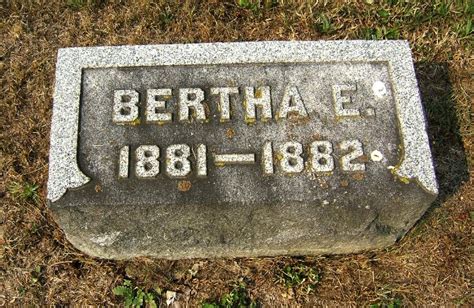 Bertha E Skinner 1881 1882 Mémorial Find a Grave